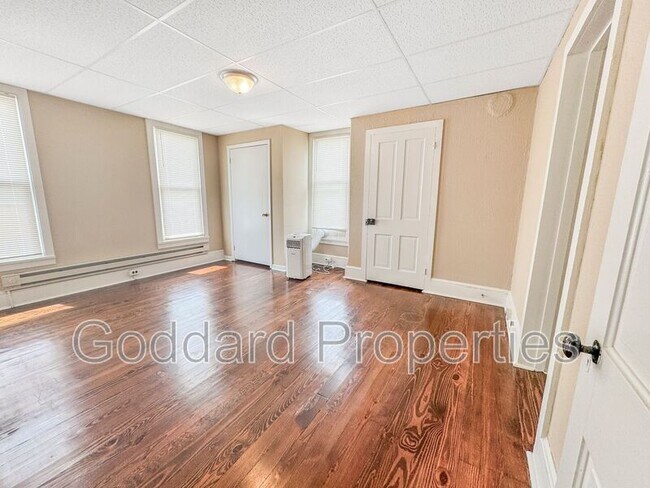 Building Photo - 132 W Baltimore St