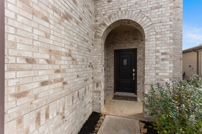 Building Photo - 25719 Royal Catchfly Rd