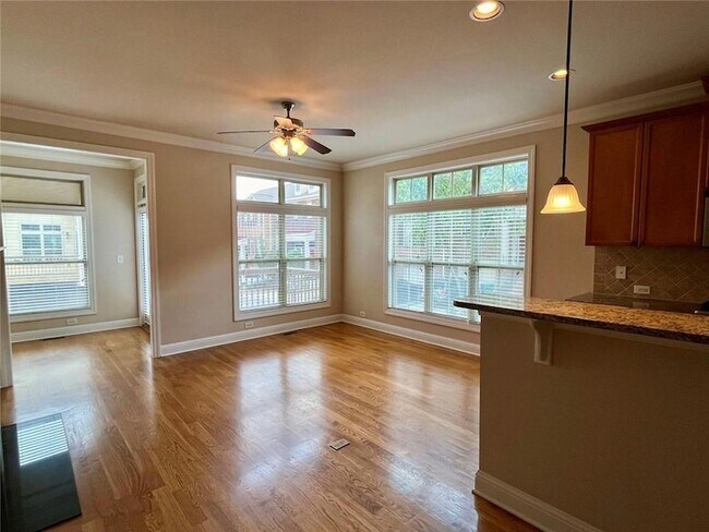 Building Photo - 4842 Carre Way