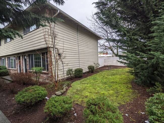 Building Photo - 7867 SE Johnson Creek Blvd