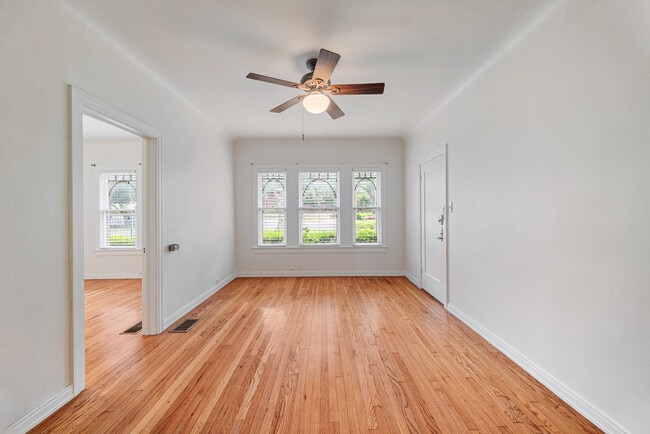 Foto del edificio - Huisache