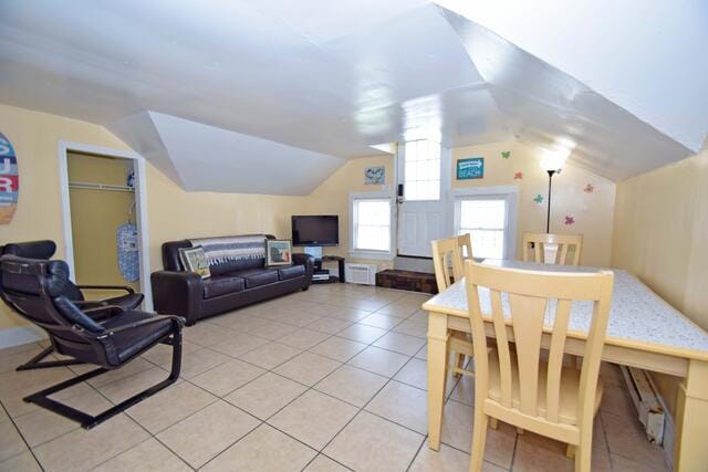 Living Area - 404 Saint Louis Ave