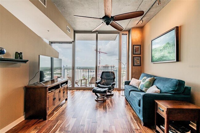 Foto del edificio - 777 N Ashley Dr
