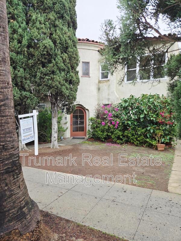 Building Photo - 4315 Avocado St