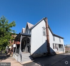 Building Photo - 115 Chambersburg St