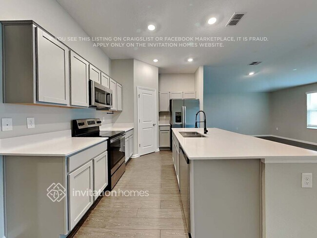 Foto del edificio - 994 Caitlin Loop