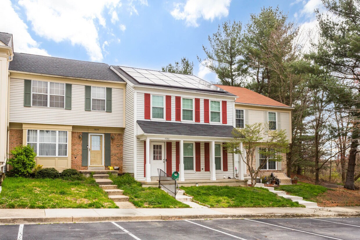 Primary Photo - 15060 Shamrock Ridge Rd