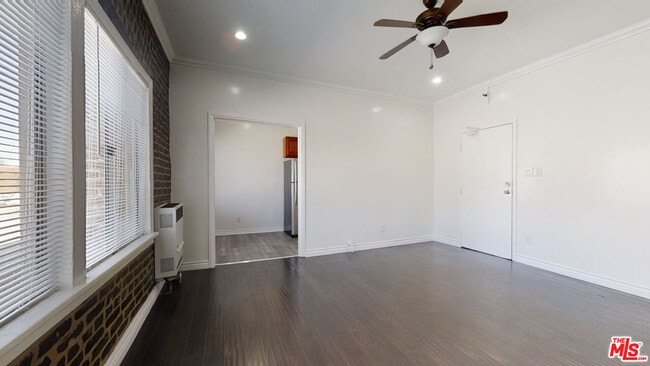 Building Photo - 738 New Hampshire Ave