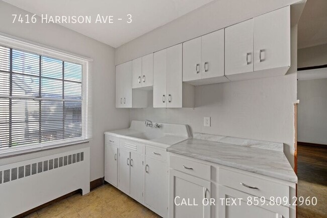 Building Photo - 7416 Harrison Ave