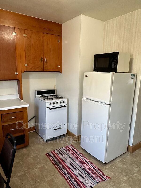 Building Photo - 1149 3rd Ave NW