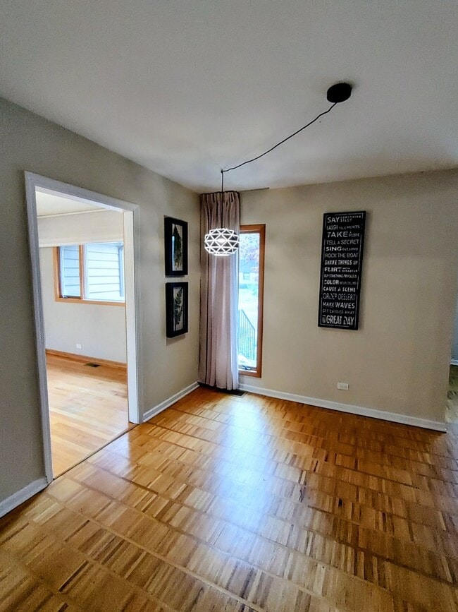 Building Photo - 7249 W 109th Pl