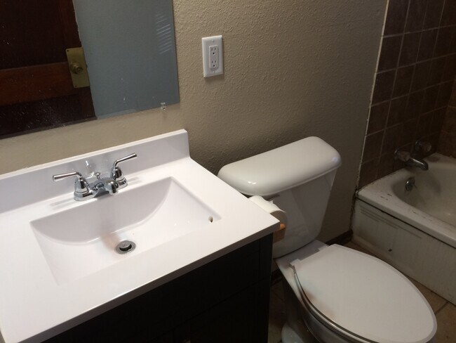 Foto del edificio - 505 S Race