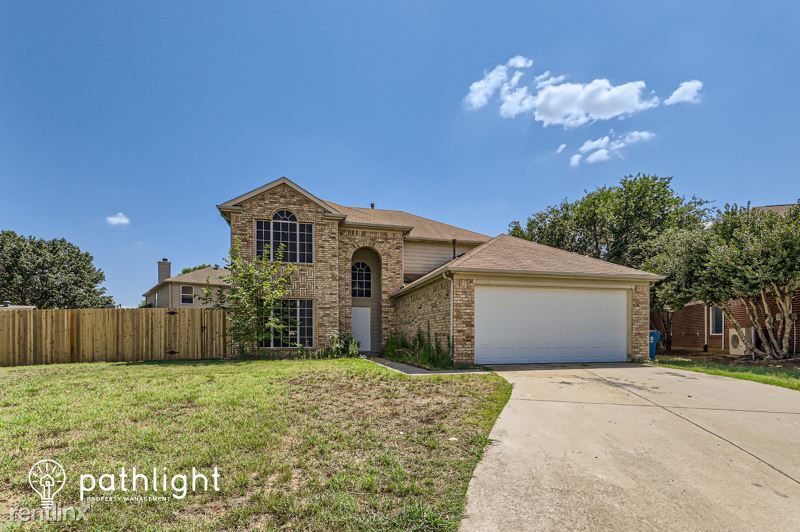 Primary Photo - 4 br, 2.5 bath House - 322 Thousand Oaks D...