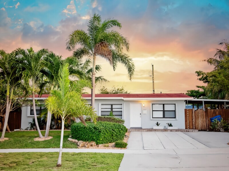 Photo - 916 W Drew St (Lantana, FL)