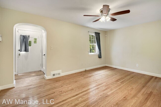 Foto del edificio - 3 br, 1.5 bath House - 6702 Prince Georges...