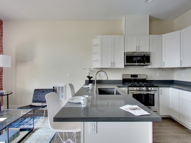 Foto del edificio - bedroom in Hayward CA 94541