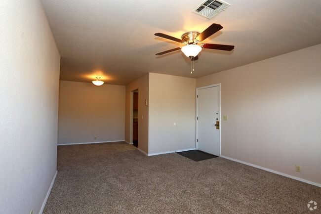 Living Room - The Parke at Central