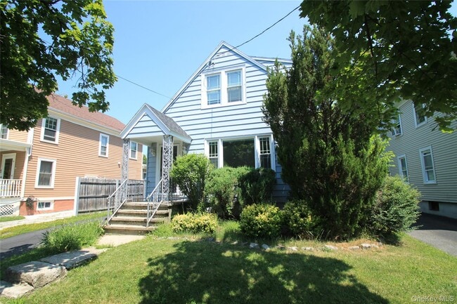 Building Photo - 38 Glenwood Blvd