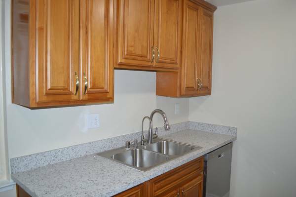 Building Photo - 966 Sobrato Dr