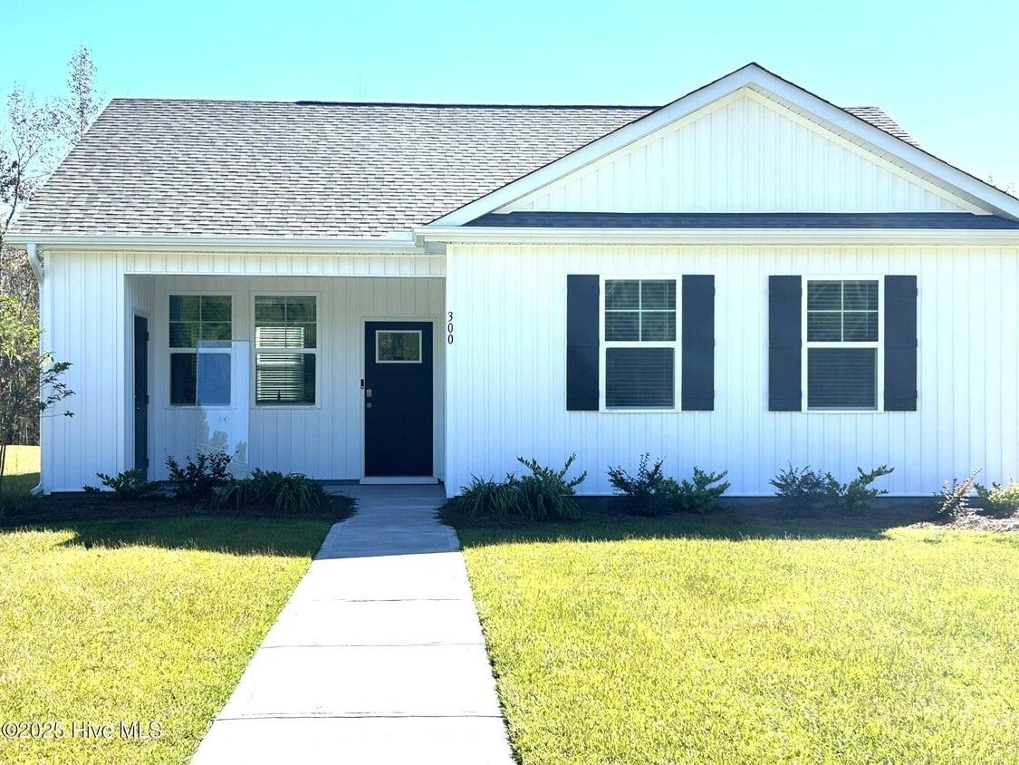 Foto principal - 300 N Atlantic Ave