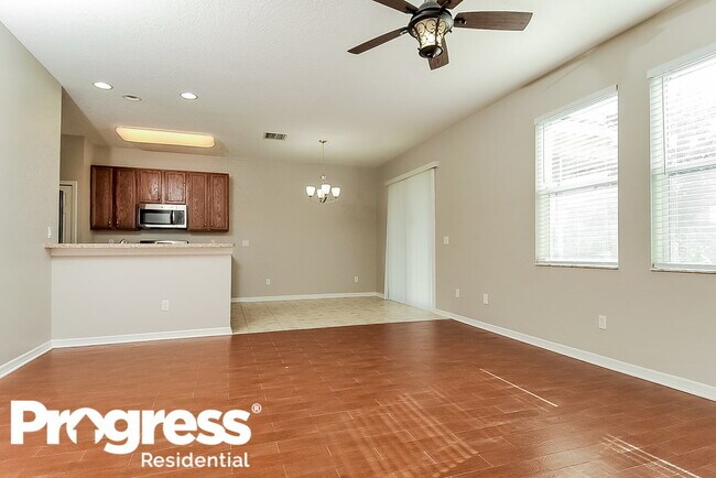 Building Photo - 915 Parker Den Dr