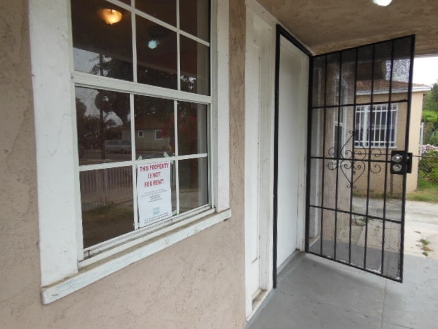 Building Photo - 6705-6707 Converse Ave