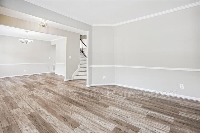 Foto del edificio - 2973 Myrtlewood Dr