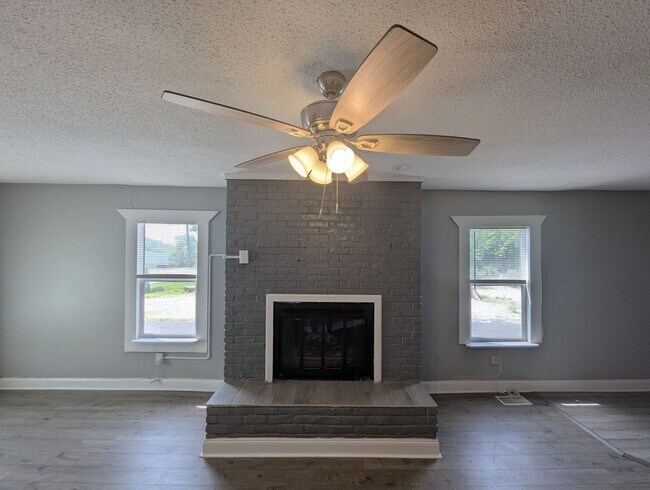 Foto del edificio - 9517 West Ave., St. Louis, MO 63137