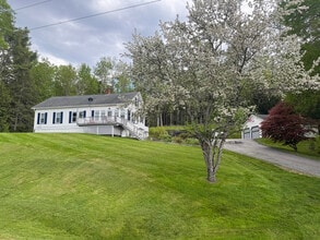 Building Photo - 204 Muskrat Farm Rd