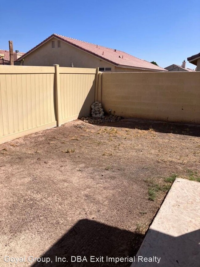 Building Photo - 3 br, 2 bath House - 263 Rosarito Dr.