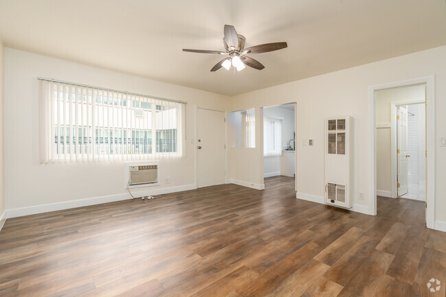 Studio - 450SF - Living Room - 13060 Burbank Blvd. Apartments
