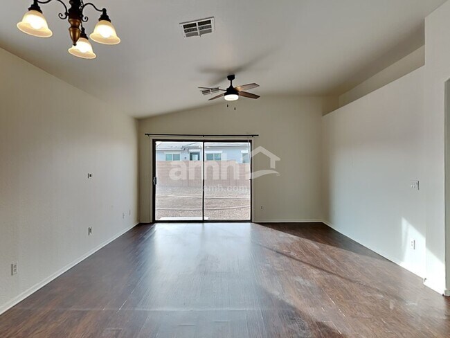 Building Photo - 4228 S 100th Dr