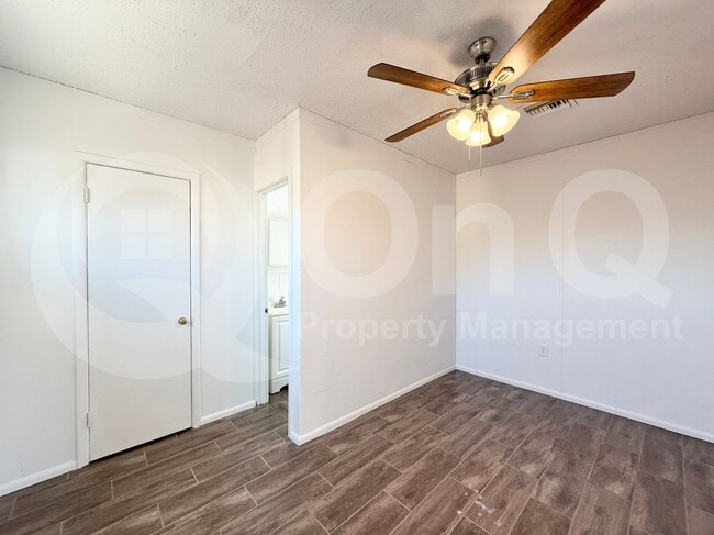 Building Photo - 16 1/2 South 81st Street