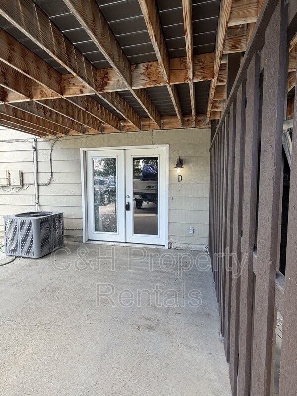 Foto del edificio - 2314 Rosebud Dr