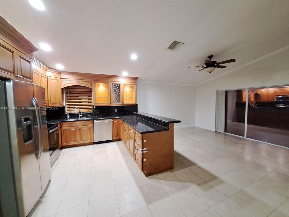 Primary Photo - 1642 NW 143rd Way