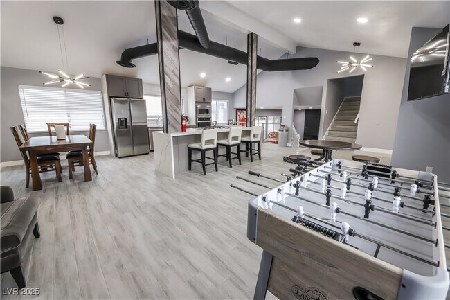 Building Photo - 5301 Opuntia St