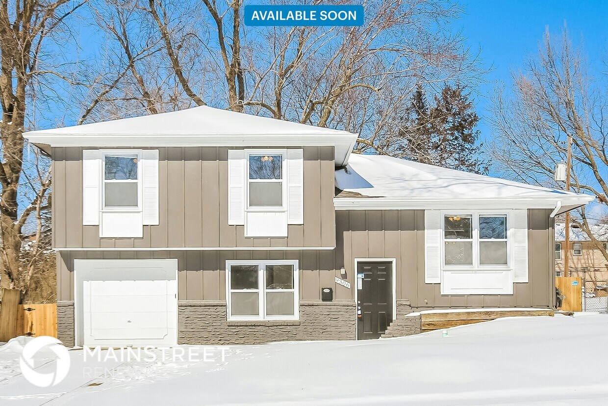 Primary Photo - 9306 Fairwood Dr