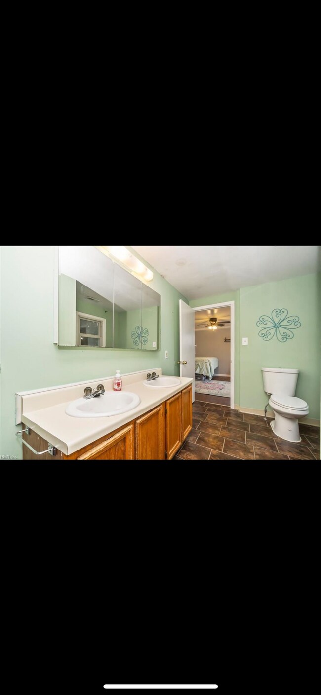 Building Photo - 1341 Tulls Creek Rd