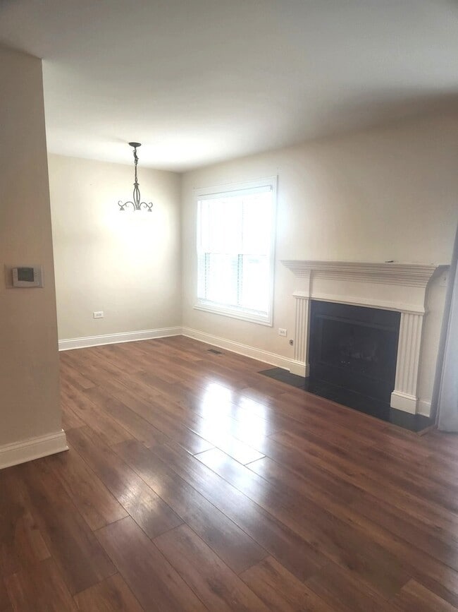 Building Photo - 43 Foxcroft Rd