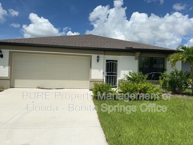 Foto del edificio - 16045 Beachberry Dr