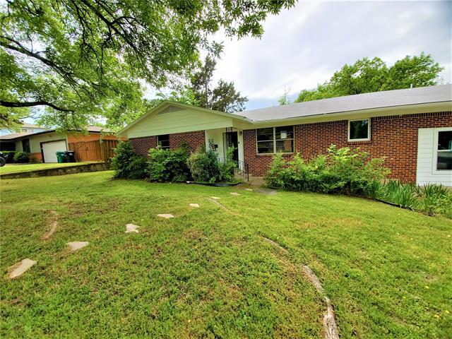Foto principal - 2115 Glenwood Ln