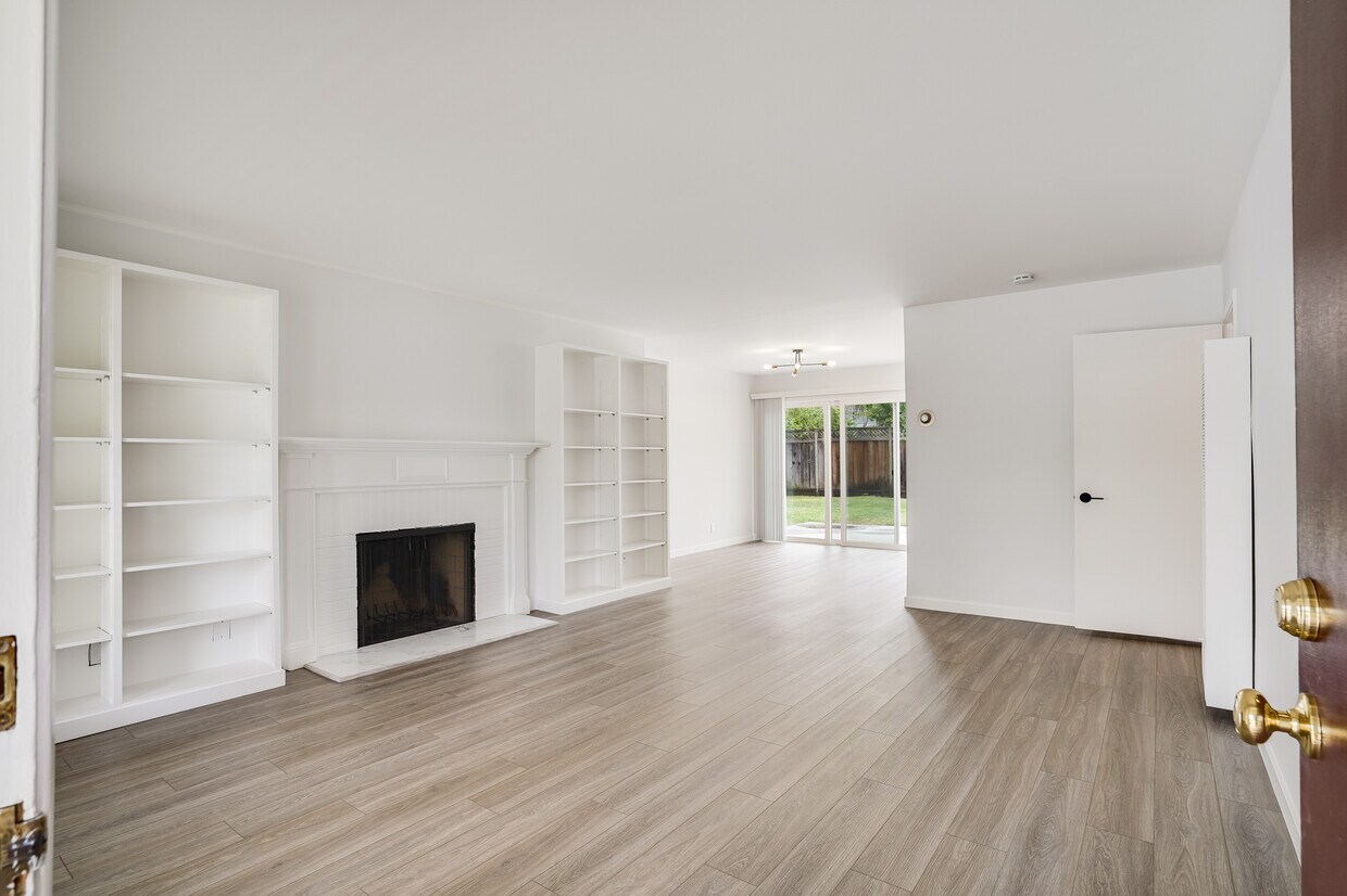 Foto principal - 3988 Sutherland Dr