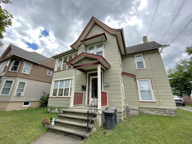 517 W. Gray St. - 517 W Gray St