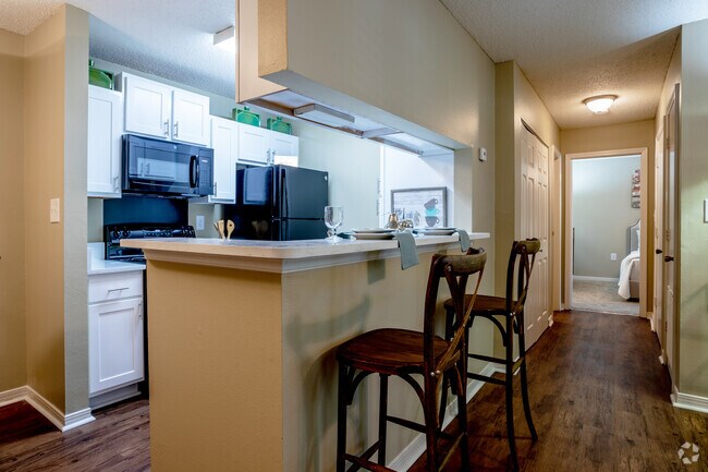 1HAB,1BA_Cozumel_740 SqFt - Bay Breeze Apartment Homes