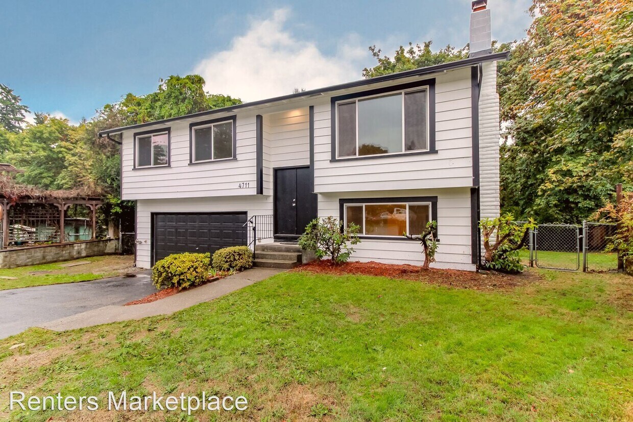 Primary Photo - 4 br, 2 bath House - 4711 S 256th Street
