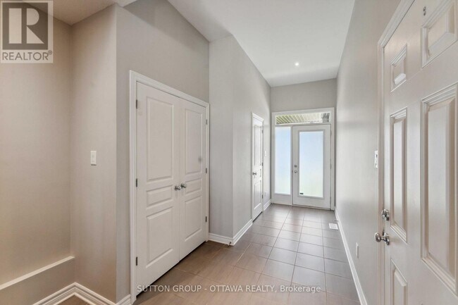 Building Photo - 136 Mattingly Way