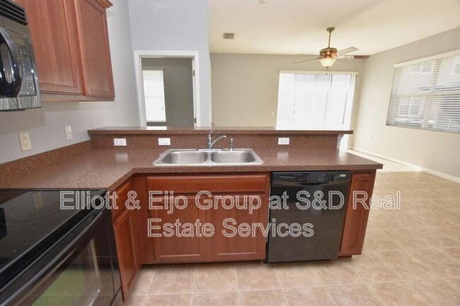 Foto del edificio - 6508 Sedgeford Dr