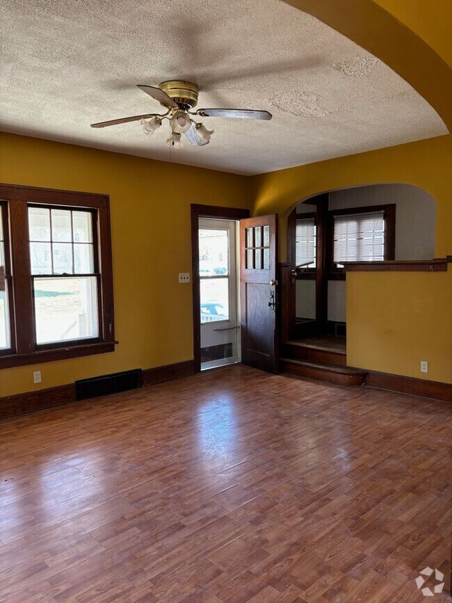 Central Davenport Apartments for Rent Davenport, IA 87 Rentals