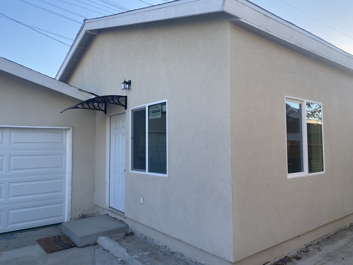 Front Door - 9744 Pacific Ave