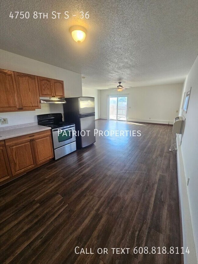 Foto del edificio - 4750 8th St S